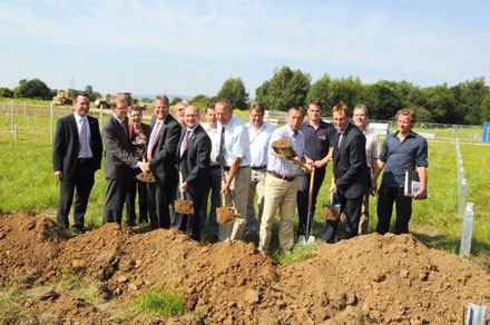 Eine der größten Freiflächen-Photovoltaikanlagen Hessens wird im Wetteraukreis gebaut.