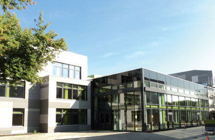 Gymnasium Baesweiler: Passivhaus mit gestalterischem Anspruch.