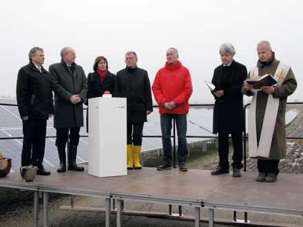 Einweihung des neuen Solarparks in Leutkirch: Mit Gottes Segen auf dem Weg zur nachhaltigen Energieversorgung.