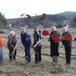 Der Spatenstich für den neuen Solarpark im Lichtenfelser Ortsteil Seehof ist erfolgt.