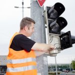 Umrüstung der Ampel vor dem Braunschweiger Hauptbahnhof.