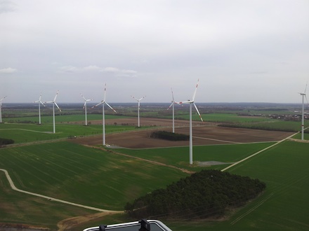 UBA-Studie: In Deutschland bieten sich mehr Möglichkeiten für die Windenergie an Land als bisher angenommen.