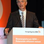 NRW-Klimaschutzminister Johannes Remmel sprach sich auf der Jahrestagung der EnergieAgentur.NRW für die Nutzung der Bioenergie aus.