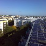 Solaranlage in Berlin: LichtBlick-Projekt zur Direktlieferung von lokal erzeugtem Strom an Mieter.