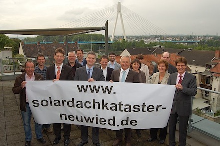 Wie sonnig die Aussichten auf einem Gebäudedach sind