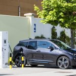 Fahrer eines BMW i3 können jetzt auch die Ladeinfrastruktur des Stadtwerke-Verbunds ladenetz.de nutzen.