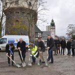 Spatenstich: Bad Homburgs Oberbürgermeister Michael Korwisi und Stadtwerke-Direktor Ralf Schroedter haben den Bau der Energieerzeugungszentrale in die Wege geleitet.