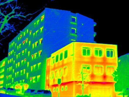 Aus Sicht der Deutschen Umwelthilfe droht das Anreizprogramm für die energetische Gebäudesanierung zu scheitern.