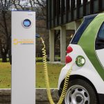 Die Initiative ITK für Elektromobilität fordert attraktivere Tarife für Ladestrom.