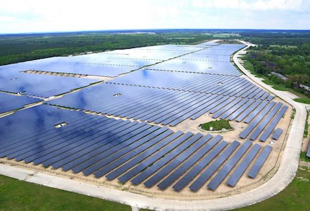 Solarkraftwerk Alt Daber in Brandenburg: Photovoltaik-Freiflächenanlagen können nur noch nach Ausschreibung gebaut werden.