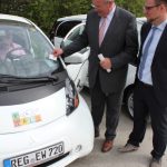 Die Elektrofahrzeuge des Pilotprojekts M.O.V.E lassen sich einfach per E-Car-Sharing-Karte öffnen.