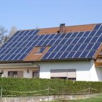 Die Stadtwerke Energie Jena-Pößneck bieten ihren Kunden Photovoltaikanlagen zum Kaufen oder Pachten an.