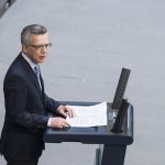 Bundesinnenminister Thomas de Maizière bewertet das neue IT-Sicherheitsgesetz als wichtigen Schritt zur Stärkung der IT-Systeme in Deutschland.