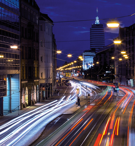 Software des Unternehmens IVU Traffic Technologies optimiert und steuert Verkehrsströme und Fahrzeugflotten.