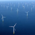 In Reih und Glied: Der Windpark Gwynt y Môr produziert nun offiziell Strom für rund 400.000 Haushalte.