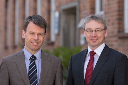 WEMAG-Vorstände Caspar Baumgart (li.) und Thomas Pätzold melden Gewinn im Jubiläumsjahr.