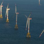 Die 48 Windturbinen im Offshore-Park Nordsee Ost haben wegen des starken Windes bis zu 6.500 Megawattstunden Strom am Tag produziert.