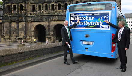 Drei Elektro-Busse wollen die Stadtwerke Trier künftig im ÖPNV einsetzen.