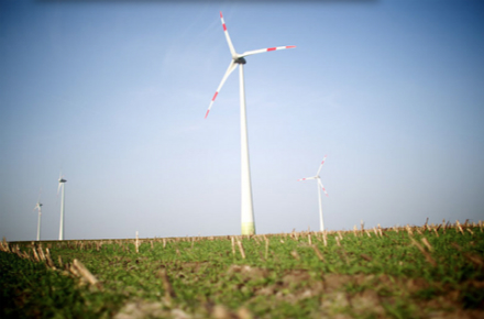 Die neuen Anlagen der Heidjers Stadtwerke fügen sich gut in den Windpark Großenwede ein.