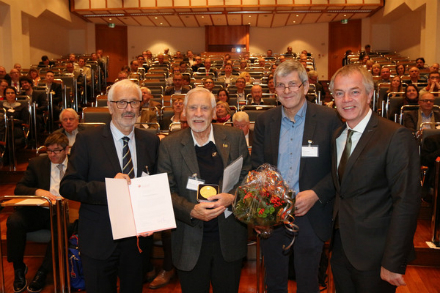 Prominenz auf dem Geothermiekongress in Essen: