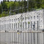 Das Pumpspeicher- und Laufwasserkraftwerk am Fluss Pfreimd wird durch einen Batteriespeicher ergänzt.