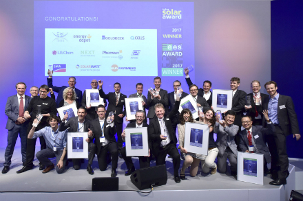 Auch in diesem Jahr wurden mit den Intersolar Awards neue PV-Technologien und besonders spannende Solarprojekte ausgezeichnet.