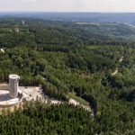 Baufortschritt beim Naturstromspeicher Gaildorf: Windkrafttürme speichern das Wasser in ihrem Inneren.