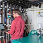 Im SmartEnergyLab des Fraunhofer ISE wurde die intelligente Betriebsführung auf Basis flexibler Tarife zunächst in einem Test-Aufbau erprobt.