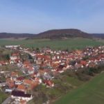 Im Stadtteil Martinfeld der thüringischen Gemeinde Schimberg wurde mit der Umsetzung des Internet-of-Things-Projekts SMARTinfeld begonnen.