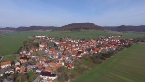 Im Stadtteil Martinfeld der thüringischen Gemeinde Schimberg wurde mit der Umsetzung des Internet-of-Things-Projekts SMARTinfeld begonnen.