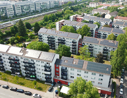 Mainova hat in Frankfurt am Main rund 150 Photovoltaikanlagen mit einer Gesamtleistung von 2