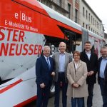 Die Stadtwerke Neuss haben ihren ersten reinen Elektrobus in Betrieb genommen.