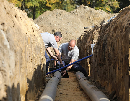 Die Stadtwerke Bad Nauheim präsentieren ihr Leuchtturmprojekt mit Kalter Nahwärme.