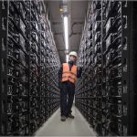 Der Batteriespeicher der Versorgungsbetriebe Bordesholm besteht aus 48.000 Batterie-Racks.