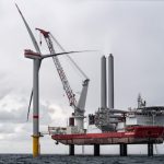 Trianel Windpark Borkum II: Die erste Offshore-Windkraftanlage steht.