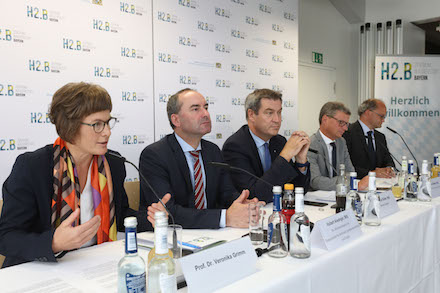 Pressekonferenz zur Gründung des Zentrums Wasserstoff.Bayern in Nürnberg.