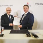 Memorandum of Understanding zur Verlängerung der strategischen Mobilitätspartnerschaft der Stadt Hamburg und des Volkswagen Konzerns unterzeichnet.