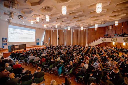 Das von Langmatz organisierte Breitband-Symposium findet jährlich in Garmisch-Partenkirchen statt.