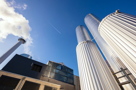 Zeppelin Power Systems hat 2018 als Generalunternehmer für die Stadtwerke Aachen  (STAWAG) ein Blockheizkraftwerk in Aachen errichtet.