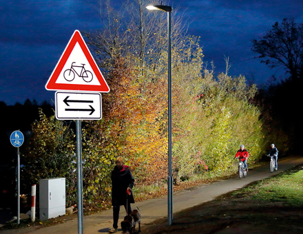 Intelligente Radwegbeleuchtung in Wiesloch.