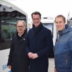 Fünf E-Busse fahren seit Aschermittwoch autonom durch die Innenstadt von Monheim am Rhein.