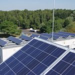 Photovoltaikanlage auf dem Dach des Blockheizkraftwerks der Stadtwerke Bernau.