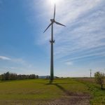 Der Strom des Regensburger Bürgerwindkraftwerks wird in Zukunft durch die REWAG vermarktet.