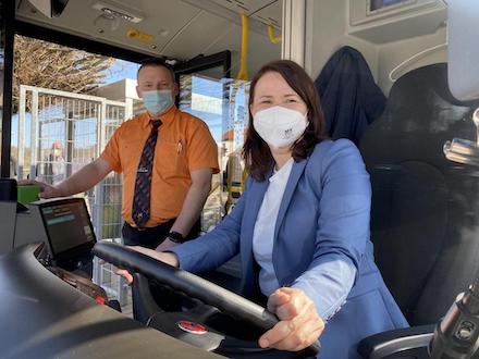 Kreis Nordhausen: Verkehrsbetriebe nehmen sechsten Elektrobus in den Linienbetrieb.