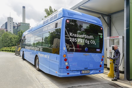 Die Wasserstoff-Tankstelle der WSW befindet sich beim AWG-Müllheizkraftwerk