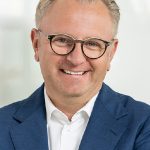 Nikolaus Hagl ist seit 2019 Leiter des Geschäftsbereichs Public & Energy und Mitglied der Geschäftsleitung bei SAP Deutschland.