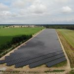 Der neue PV-Park leistet 59 Megwatt peak und kann 2.500 Haushalte versorgen.