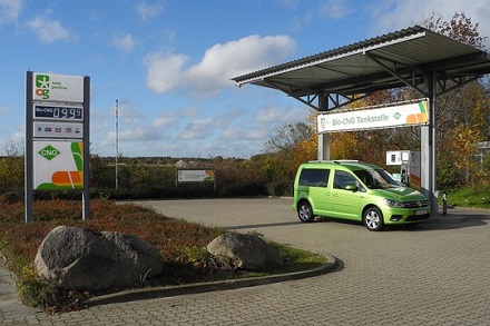 OrangeGas Germany und bmp greengas haben einen Liefervertrag für alle rund 120 deutschen Tankstellen von OrangeGas abgeschlossen.