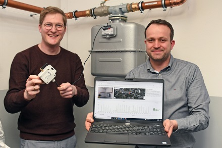 SWTE-Projektleiter Daniel Georg (r.) und Ingenieur Christoph Mersch erklären