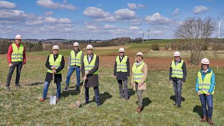 Spatenstich für den E.ON Solarpark in Arzberg.